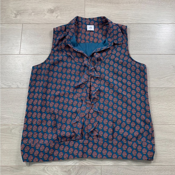 Cabi #3275 Blue Medallion Reign Style Sleeveless Ruffle Blouse Top - Picture 3 of 11